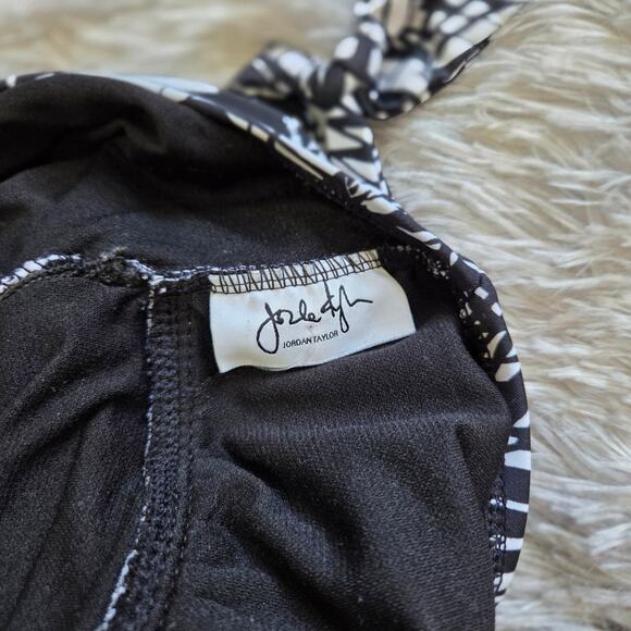 Jordan Taylor ONE-PIECE BATHING SUIT, black and white size 8 - Picture 5 of 8